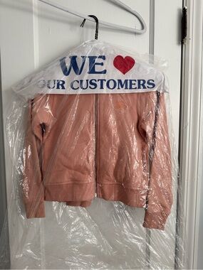 Girls (kids) Burberry  Dusty Rose sweat set